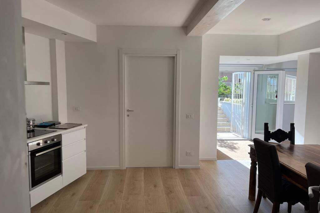 Loft 81, Incantevole, Ampio, In Zona Panoramica Ancona Exteriör bild