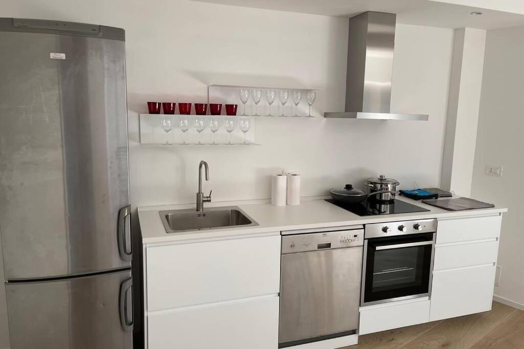 Loft 81, Incantevole, Ampio, In Zona Panoramica Ancona Exteriör bild